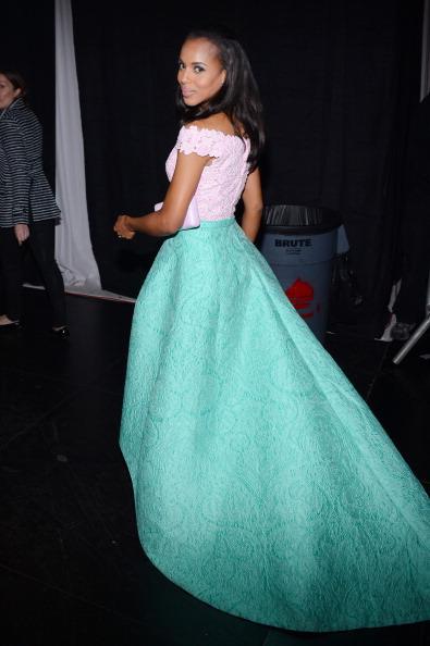 Kerry showed of the back of her gorgeous Oscar de la Renta gown backstage at the 44th Annual NAACP Awards