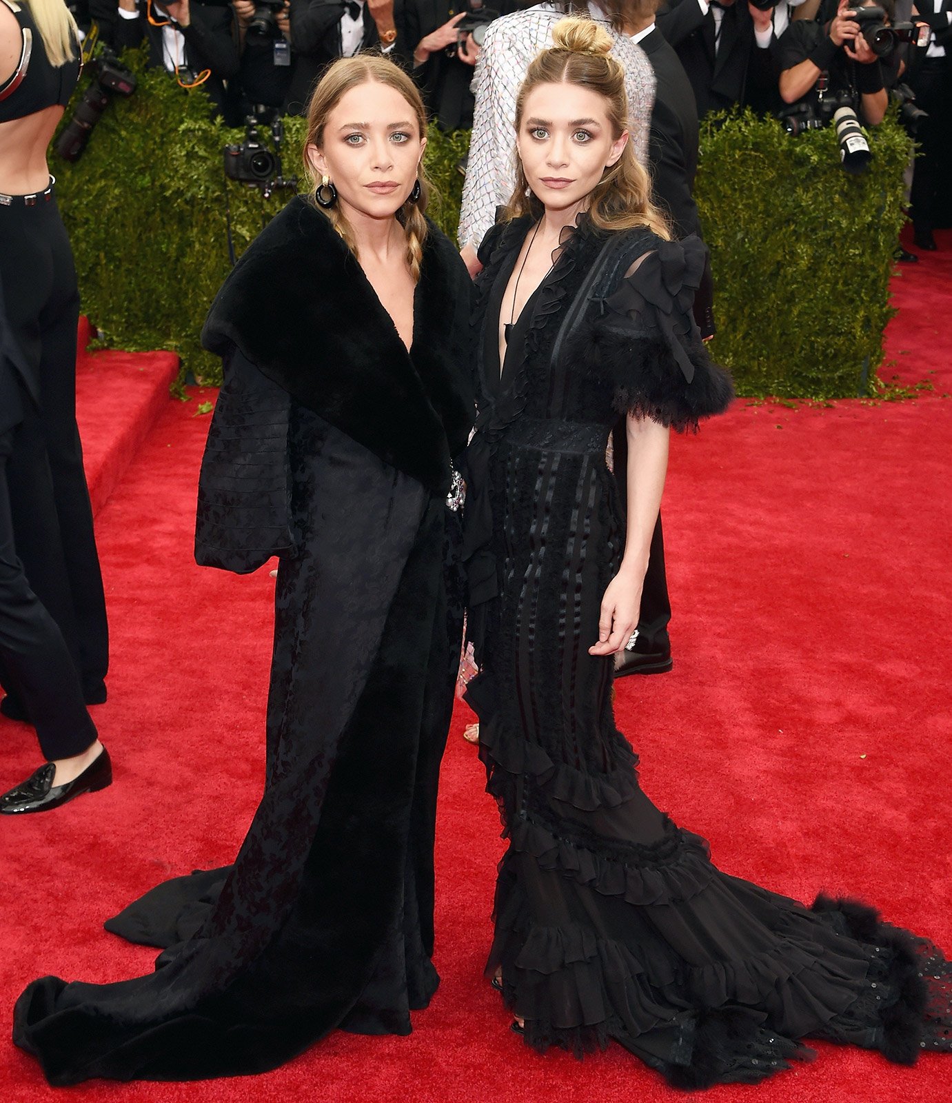 Mary Kate and Ashley Olsen also play with volume and texture. We even love Ashley's top knot.