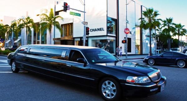 Chic Street Shopping Tours - The Luxury Tour